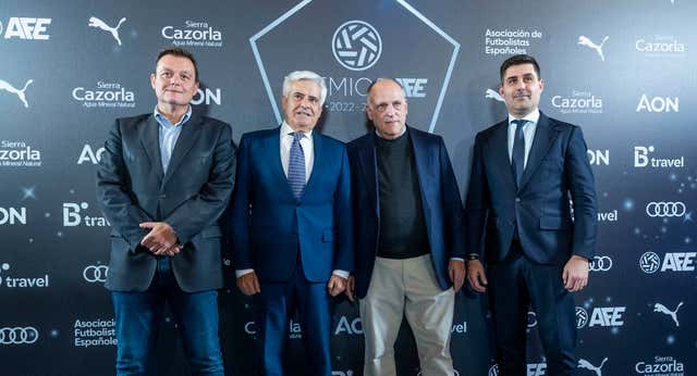 Tebas, Rocha, Aganzo y Francos se unen en “una foto que hacía mucha falta al fútbol español”