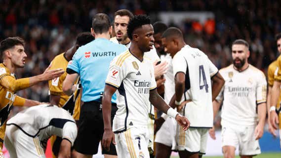 Vinicius, en un momento del partido del Real Madrid contra el Rayo. /EP