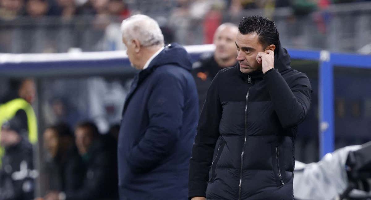 Xavi Hernández durante el partido. /AFP