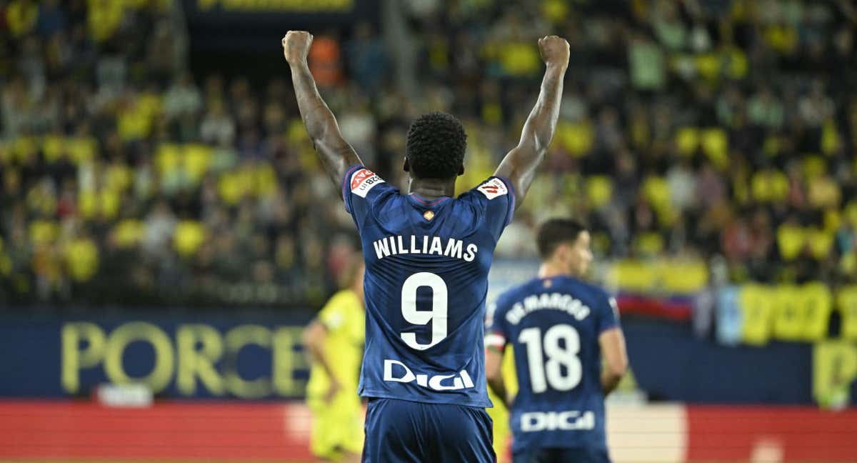 Iñaki Williams celebra su último gol, anotado ante el Villarreal./EFE