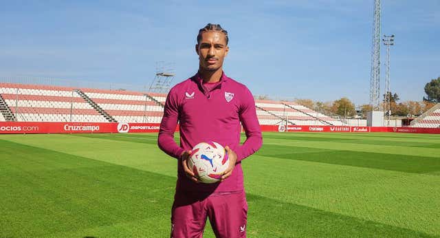 Loïc Badé: «Un club de este nivel no puede estar donde estamos»