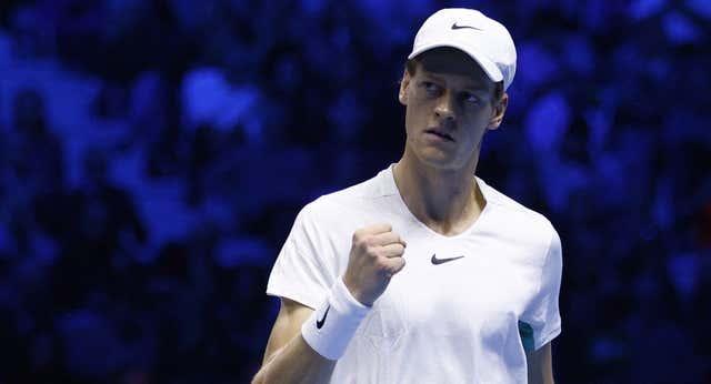 Sinner se desenfrena y condena a Djokovic a su primera derrota tras la final de Wimbledon