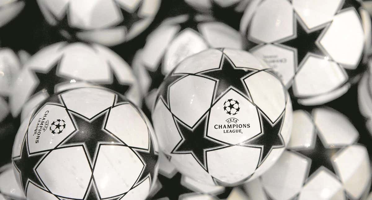 Bolas de la Champions League en un sorteo./EFE