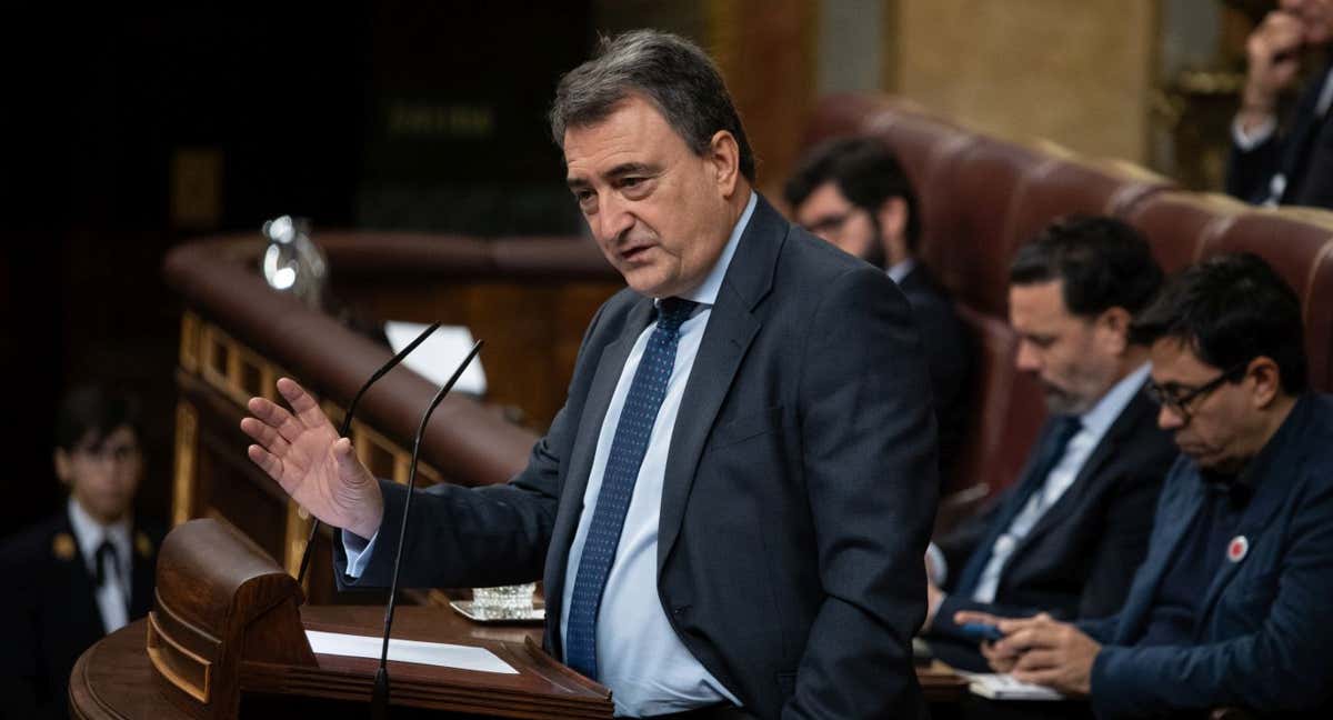 Aitor Esteban en su discurso en el Congreso de los Diputados./EFE