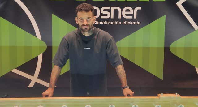 Rubén García y su click en Osasuna: «Brasanac me pide el teléfono de mi psicólogo porque siempre me ve sonriendo»
