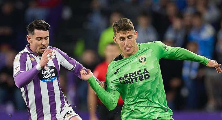 La pelea de los ‘gallos’ de Segunda se queda en tablas