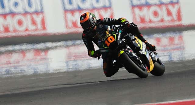 Luca Marini responde en pista a los rumores sobre su futuro