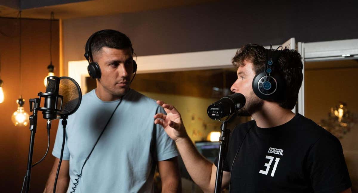 Rodri Hernández se prestó a cantar para el proyecto 'Dorsal 31' de su amigo Ximo Miralles./