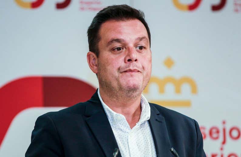 Víctor Francos continuará al frente del Deporte en el CSD en el nuevo Gobierno, avalado por Pedro Sánchez