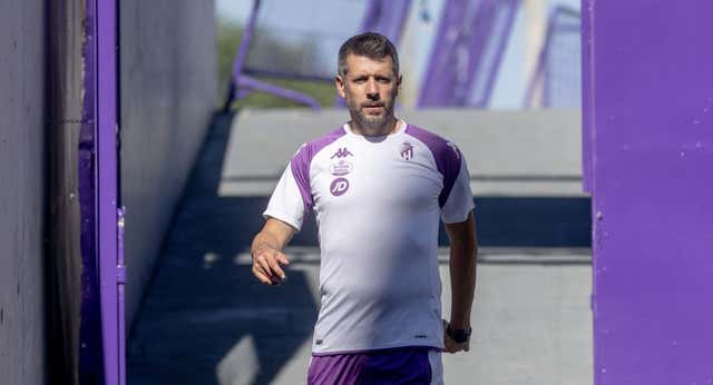 Pezzolano se moja con el despido de Baptista: «Habla muy bien de Ronaldo como dueño y empresario; no pone la amistad por encima del negocio»