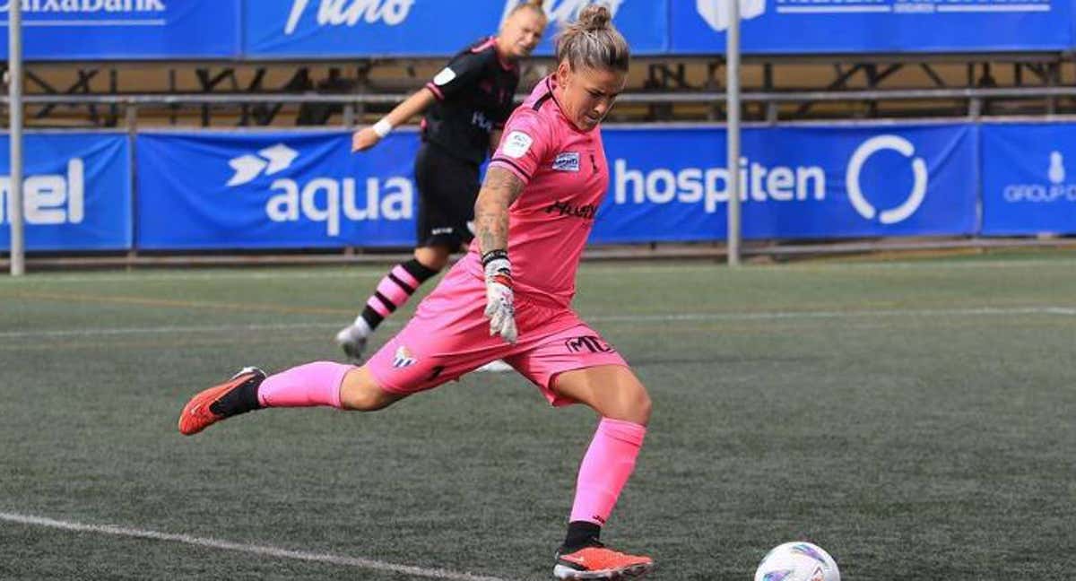 Chelsa durante un partido con el Sporting Huelva. /Sporting Huelva