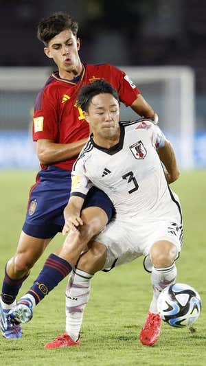 Quim Junyent durante un partido con la Selección sub-17. EFE