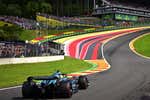 Movistar negocia para no quedarse sin Fórmula 1, Premier, MotoGP y todo DAZN (salvo LaLiga) el 31 de diciembre