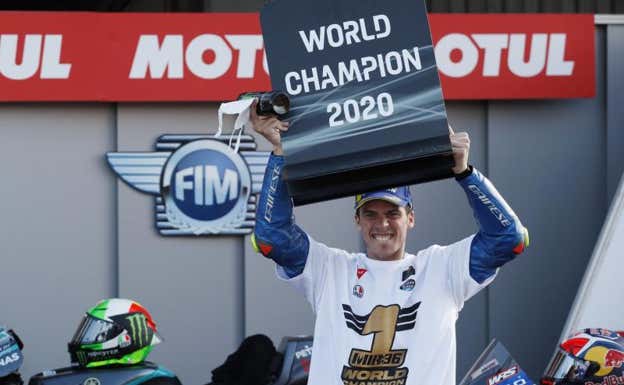 Joan Mir celebrando el campeonato del mundo 2020. Reuters