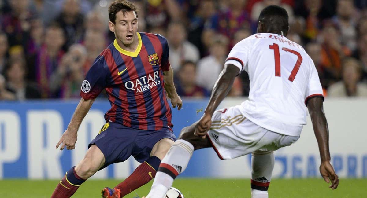 Messi en un partido con el Barça en San Siro.