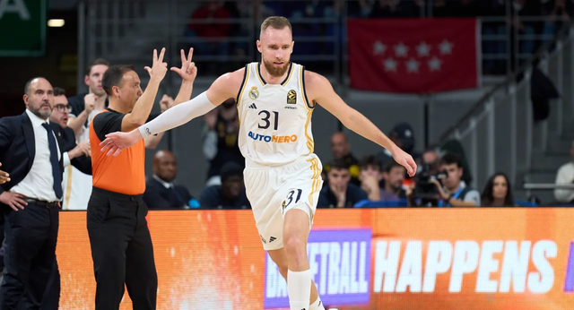 El Real Madrid cumple, el Barça aguanta ante el Maccabi y Valencia Basket no levanta cabeza ante Panathinaikos