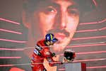 Pecco Bagnaia hace bueno su '1' y entra en el club de los multicampeones de la clase reina