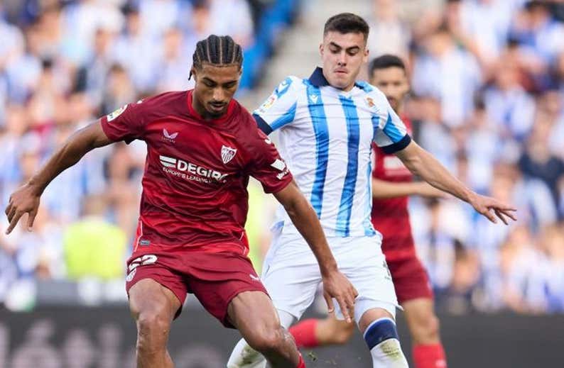 Sadiq vuelve a sonreír y alarga la herida del Sevilla