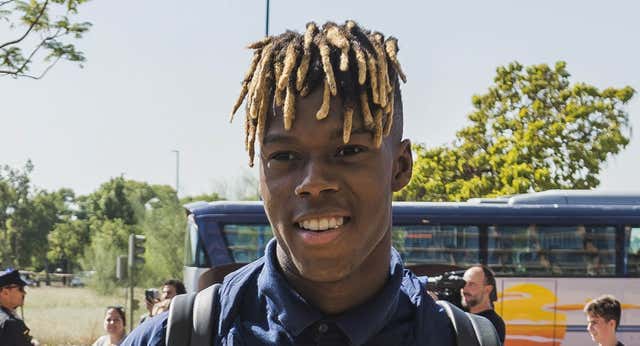 No es oficial pero sí real: El Real Madrid se reunió con el agente de Nico Williams… y el ‘favor’ de Araujo a Xavi