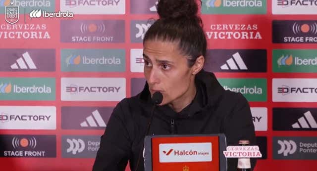 Montse Tomé insiste en rueda de prensa que Aitana avisó tarde: “No da tiempo a que Esther pueda calentar y entrar”