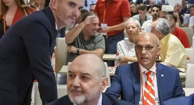 Los dirigentes del Sevilla denuncian a Del Nido Benavente a 48 horas de la Junta de accionistas