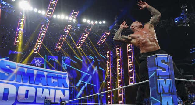 Randy Orton elige SmackDown y avisa a Roman Reigns: “Papi está de vuelta”