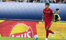 Encontronazo entre Erik Lamela y un aficionado del Sevilla: “Hay que correr más, hijo de puta”
