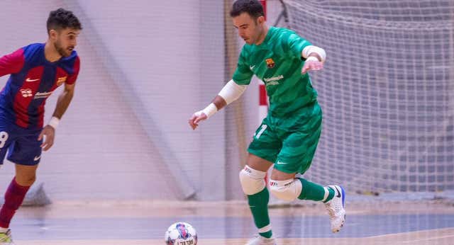 La intrahistoria de la rajada del portero del Barcelona: «Una pelota de mierda, una pista que engancha y unos árbitros que no dejan jugar»