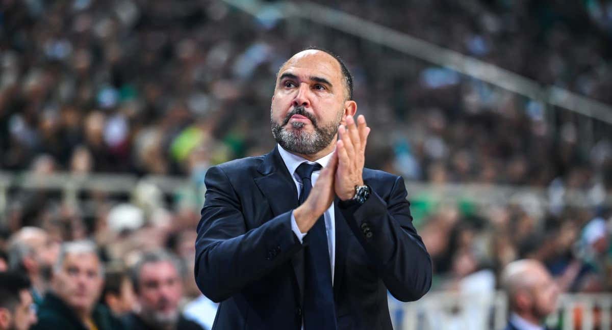 Chus Mateo durante un partido del Real Madrid esta temporada.
