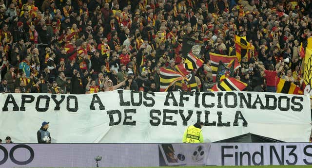 “¿Cómo vamos a organizar unos Juegos Olímpicos si no podemos acoger a 300 sevillanos?”
