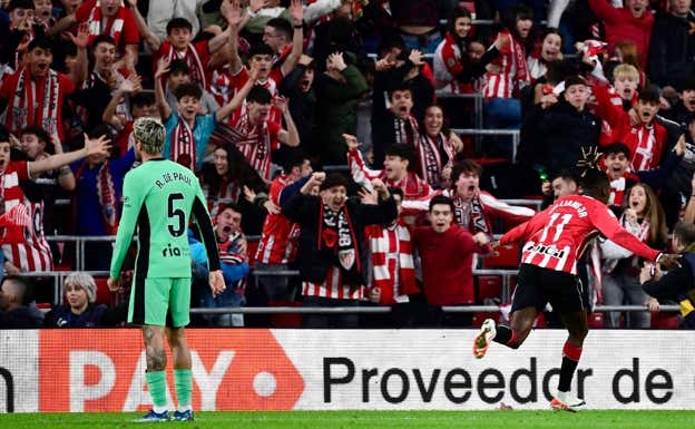 Nico celebra su golazo. EFE