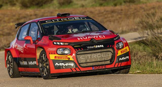 Copiloto de excepción en un Citröen C3 Rally 2, gracias al primer chat Relevo de Mundo Motor