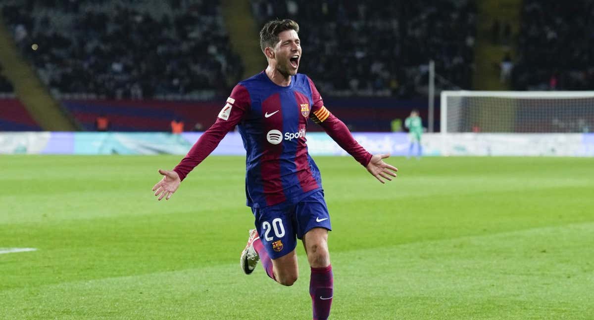 Sergi Roberto celebra el gol de la victoria ante el Almería.
