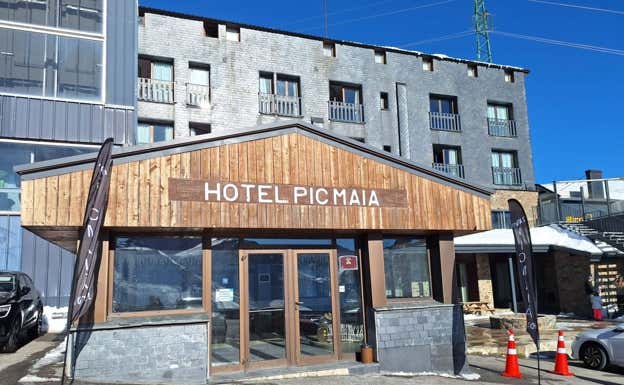Hotel Pic Maia, en lo alto de Endvalira.  RELEVO