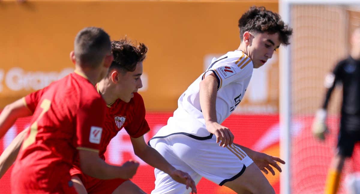 Alberto Ruiz, contra el Sevilla.