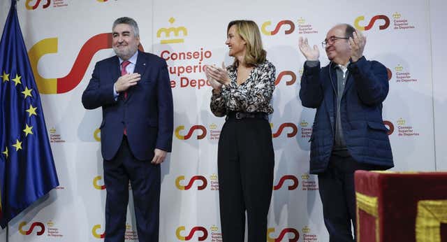 La Orden Ministerial no estará lista hasta después de Reyes: peligra el veto a los miembros natos de las Asambleas
