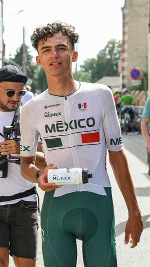 Isaac del Toro, con los colores de la selección mexicana.  AR MONEX