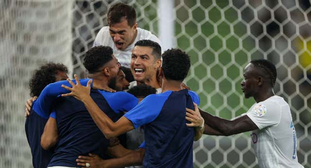 Otro gol de Cristiano Ronaldo para cerrar el año… ¡y son 54!