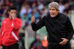 Pellegrini mantiene el reto europeo en un Betis que regresó con fuerza al mercado… y despidió a Joaquín