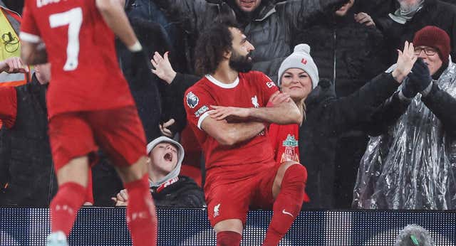 Salah hace soñar al Liverpool con la Premier