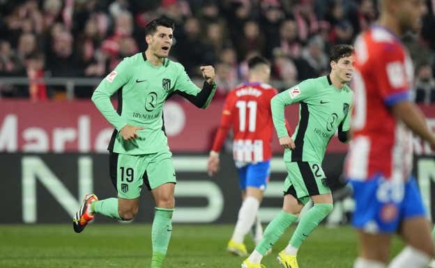 Morata celebra uno de sus goles.  EFE