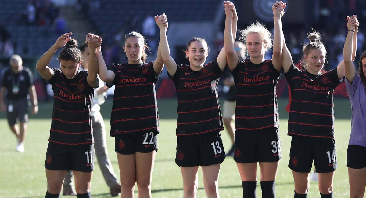 Las jugadoras del Portland Thorns celebran una victoria el año pasado. /Getty