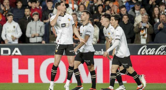 El clic de la ‘unidad B’ del Valencia y la mano izquierda de Baraja y Chema Sanz