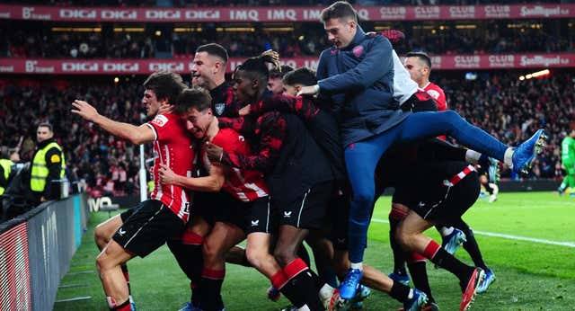 «No he visto al Athletic jugar así en mi vida. Y va 0-0, pero da igual»