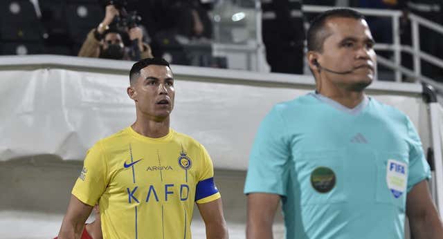 El efecto de Cristiano Ronaldo en Arabia se traduce en un vuelo Madrid-Riad y en los hábitos del Al-Nassr: «Se entrena a las 11:00»