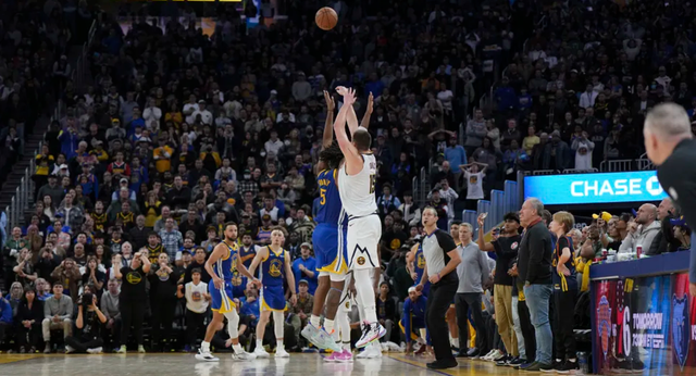 Nikola Jokic sentencia a los Warriors con un triple heroico para culminar la remontada