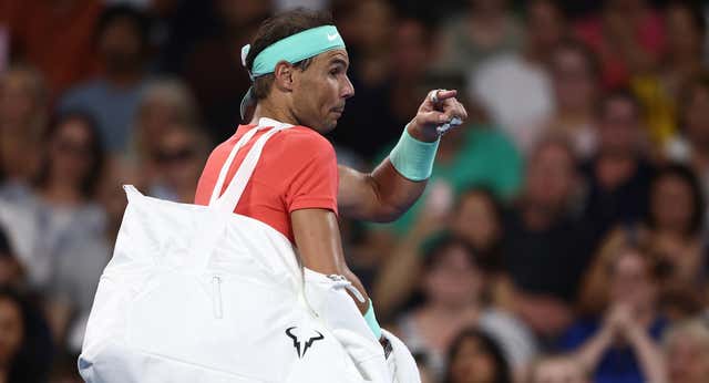 Nadal no aprovecha tres bolas de partido y cae eliminado en un ‘maratón’ ante Thompson