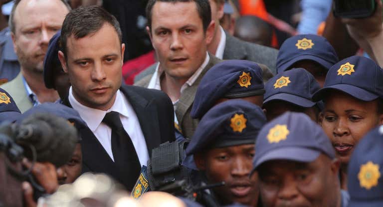 Oscar Pistorius, en una imagen de archivo, en una visita a los juzgados.