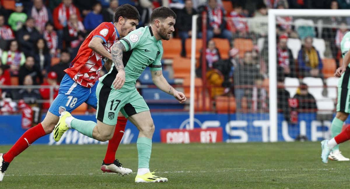 Galán durante un lance del juego ante el Lugo. /EFE