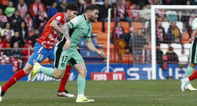 Las dos caras de la Copa para Simeone: Galán y Söyüncü, realidades dispares